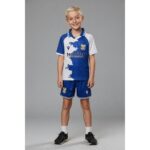 Equipación de fútbol del CD Tenerife para niños, temporada 26-27. Primera equipación oficial con camiseta y pantalón corto.